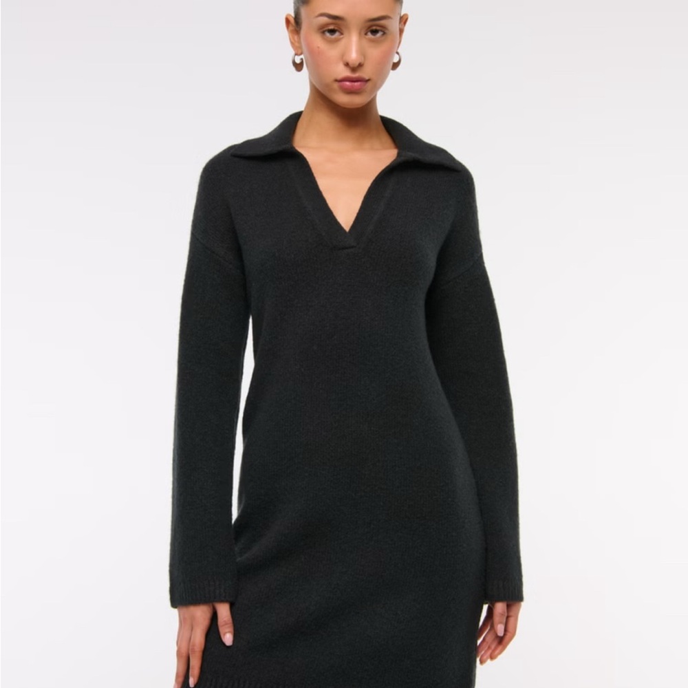 Abercrombie & Fitch Black Long Sleeve Sheath Dress